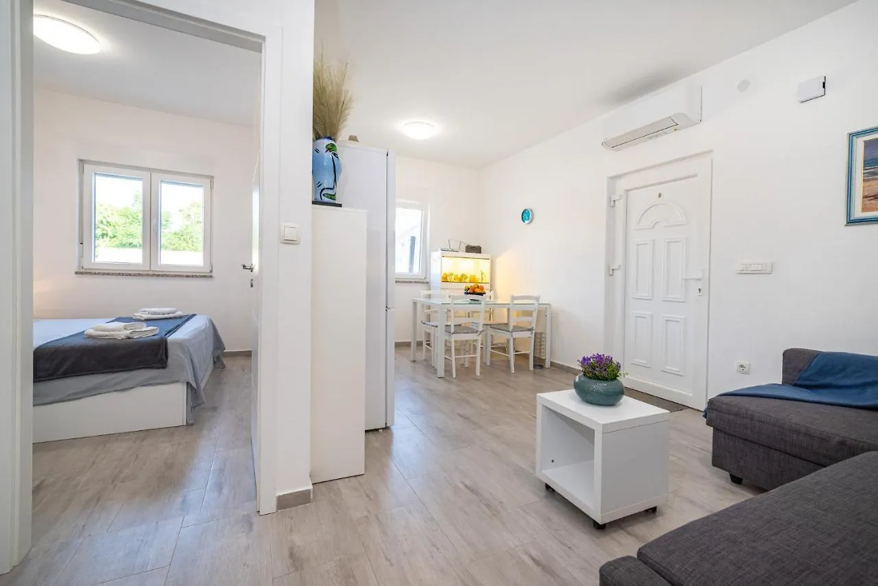 Holiday House Ventum Ražanac