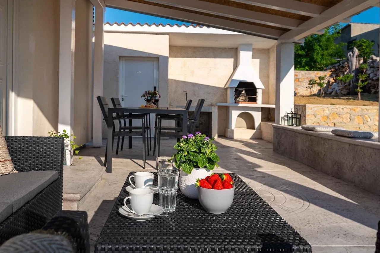 Holiday House Ventum Razanac 0*,  Croatia