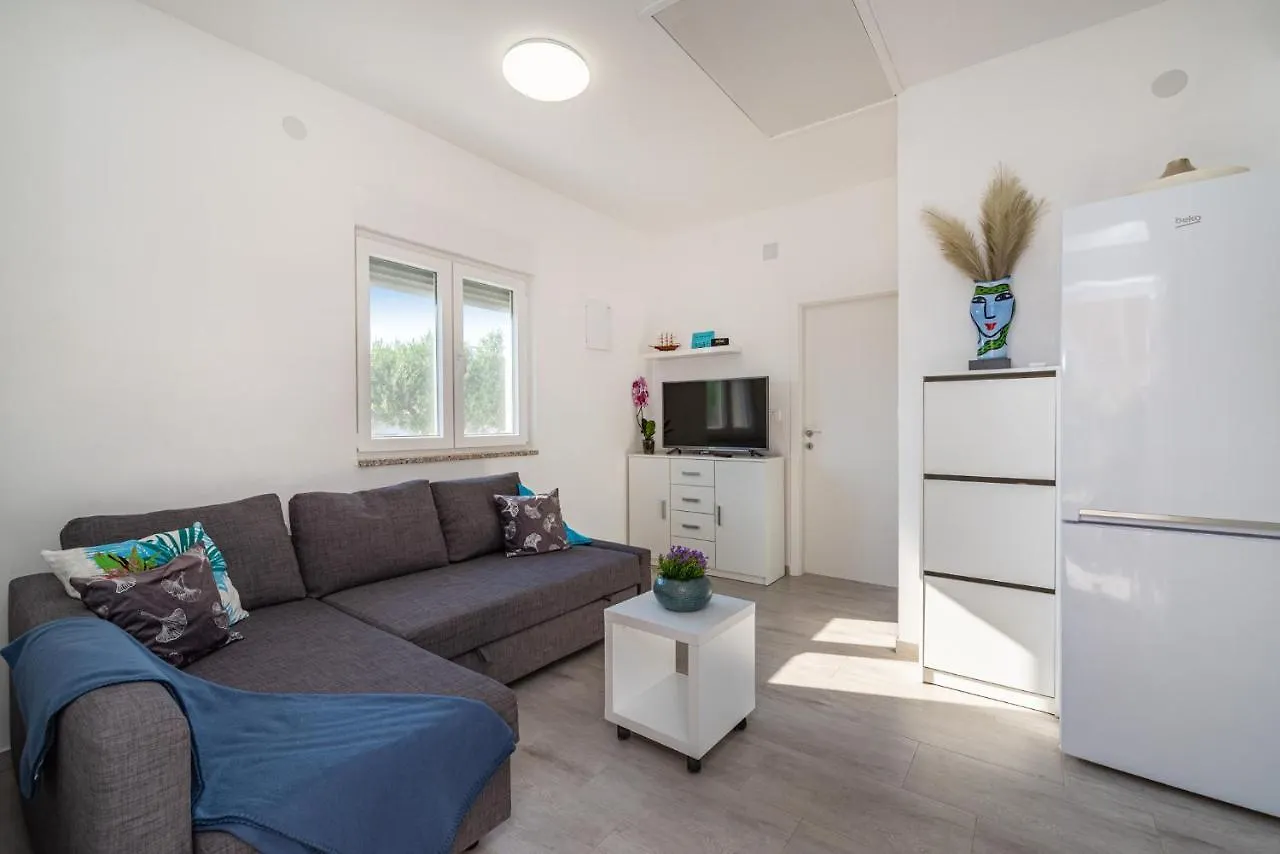 Holiday House Ventum Razanac