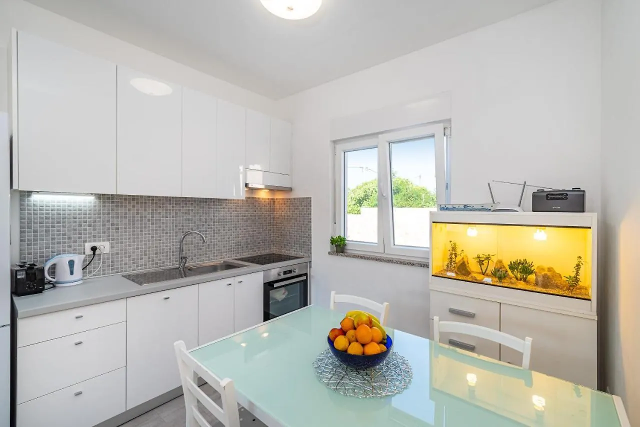 Holiday House Ventum Razanac 0*,  Croatia